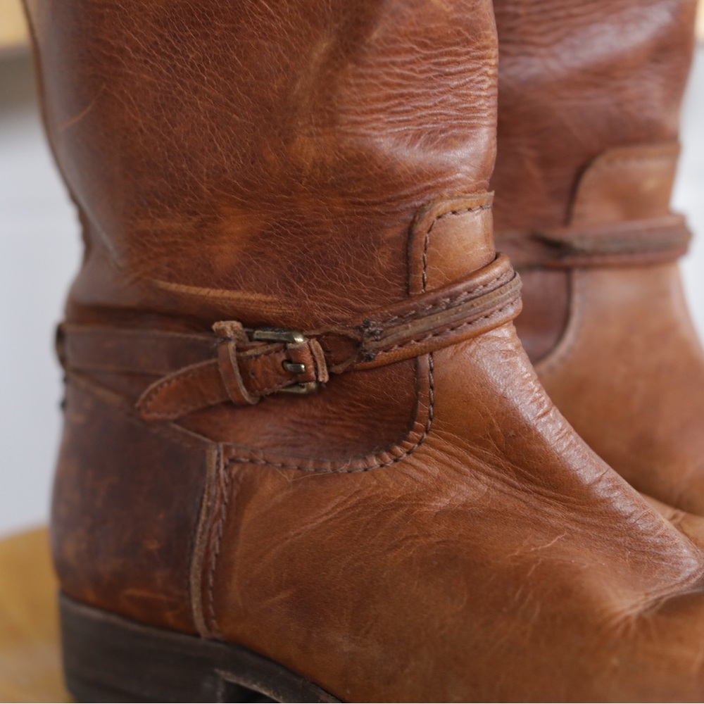Frye tall boots brown with small ribbon buckle
